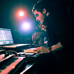 Nicolas Jaar - Unknown track from Boiler Room