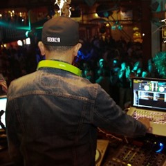 Live At Seville Quarter - Salud De Mayo 2013