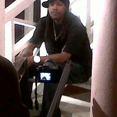 Stikki Tantafari ..Hand Out