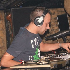 Chris Dixis Dance Opera Special Retro Tech-House Live R.I.N.D 26 May 13