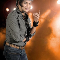 แสดงสดไทยไทย อย่างึดเขาเจ้ายังมีอ้าย