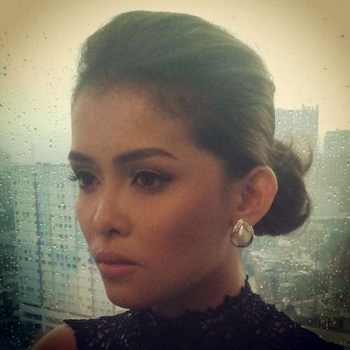 Stream DARATING DIN - KZ TANDINGAN (album) by KristineZhennie Tandingan ...