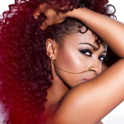 Shanell-Catch Me At The Light