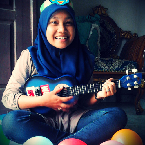 Sandhy Sondoro - Malam Biru