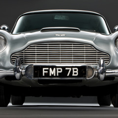Great sound of the original Bond  car, 1964 Aston Martin DB5 natural footag