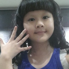 Christina Perry - A Thousand Years at Medan,8 yrs old