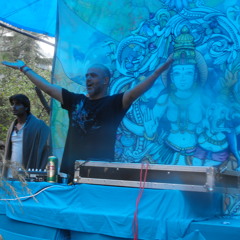 chief-live set moksha festival 2012 india