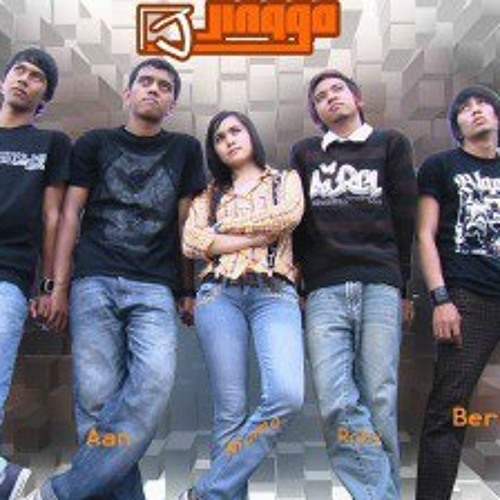 Jingga - Yang Pertama