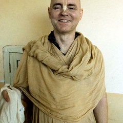 08.09.08 Radhashtami kirtan 2