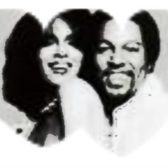 "Stoned Soul Picnic" - Marilyn McCoo & Billy Davis Jr. (Live)