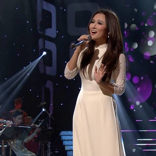 Trên đỉnh mùa đông - Lam Anh