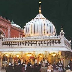 Mohe Apne Hi Rang Mein
