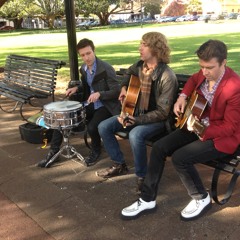 Tracksuit 'Devil's Stand' at Russell Square. Bonus Track