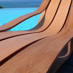 Wooden Lounge