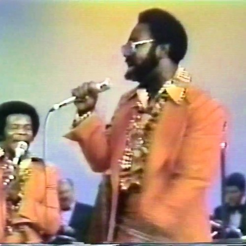 "One of a Kind (Love Affair)" -  The Spinners (Live)