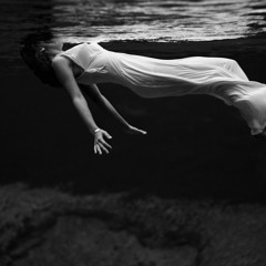 JoeBeOne-Drowning- Feat. Jjweekz ***Free Download****