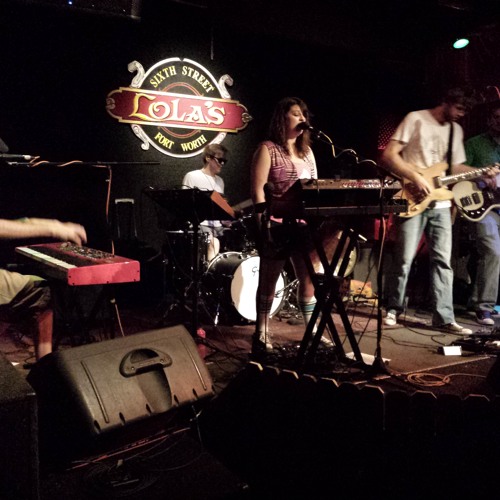 Lindby - Camelot (Live 2013-06-14 at Lola's in Fort Worth)