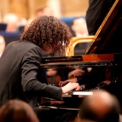 Saint-Saëns Piano concerto no.5 III - Live in Mexico