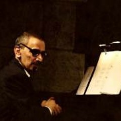 عايشة وحدا بلاك - زياد الرحباني - حفلة