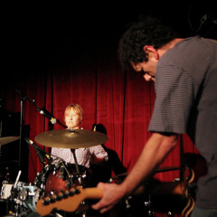 Yo La Tengo - Tom Courtenay (live at Maxwell's final YLT show)