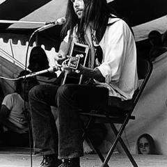 Neil Young live at the 1972 Mariposa Folk Festival