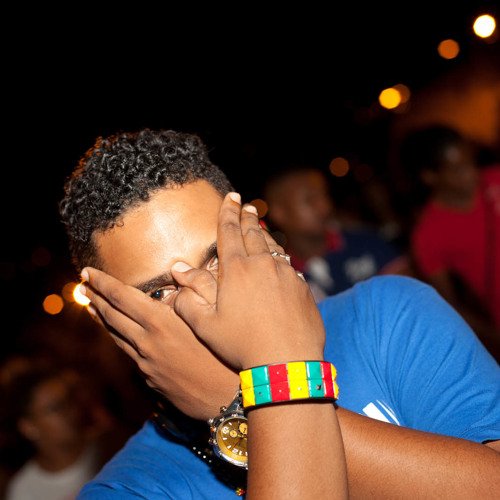 SELEKTA ROM - REMIX STROMAE PAPAOUTAI - VERSION DANCEFLOOR ( Orignal Remix ) 2013 !