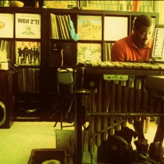 Eric Roberson:Tale Of Two (Tall Black Guy Remix)