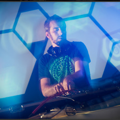 PT Connection pres. Squee at 2fm June 2013