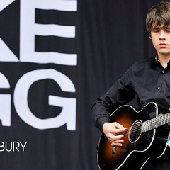 Jake Bugg - hey hey my my (Neil Young cover)@Glastonbury 2013