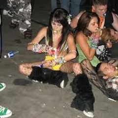 Rubbadubdub \\ DAMN GURL HOW YOU FIT ALLA DAT IN DEM FUZZIES?!