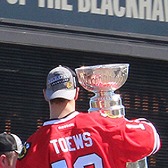 Jim Cornelison's National Anthem Opens Blackhawks' Ralley