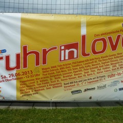 Manuel Orf aka Viper XXL @ Ruhr in Love 2013 Abfahrt Floor