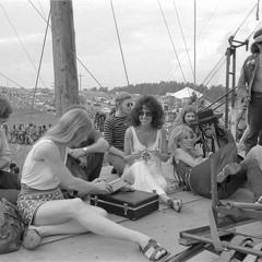 Jefferson Airplane - White Rabbit (Live at WOODSTOCK; August 17, 1969)