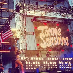 Tommie Sunshine - Live At Electric Daisy Carnival (Las Vegas) 5/22/13 FULL AUDIO