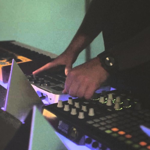 Com Truise - Chemical Legs (at Room 205)