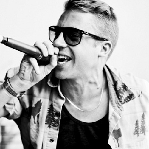 "Cant Hold Us" REMIX of Macklemore by JopauL