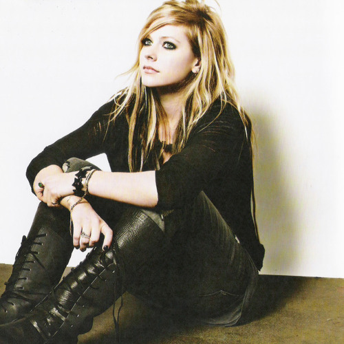 Avril Lavigne - Not The Only One