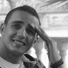 حد ينده ع الابتسامة _ سامح جلال