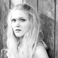 Donna Clara - Your Song (One Take) [Ellie Golding Cover]