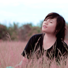 TITANIUM - Nadia Cover