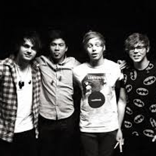 Rolling In The Deep - 5 Seconds Of Summer