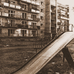 Playground Feat Box (Snake)