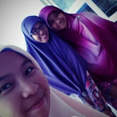 Lagu Rasmi Suampripad  at At suampripad