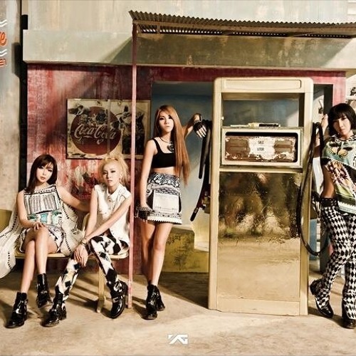 2NE1 - FALLING IN LOVE