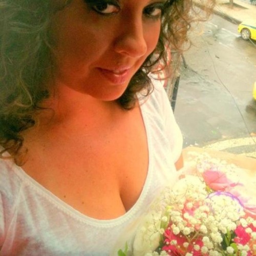 Contato Imediato (Juliana Betti)