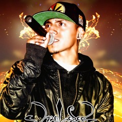 VL One Hay Una Vieja Chismosa En El Barrio