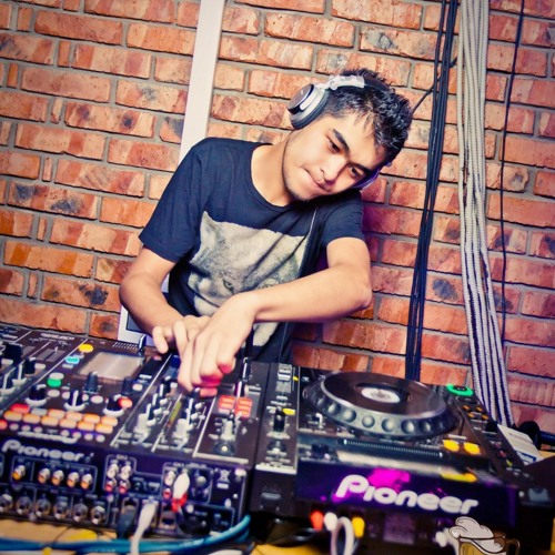 Dj b. Dj b. Dj bug эль. B2b dj. Brts.