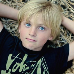 One Family - (Original by Max Harris & Bentley Murdock)