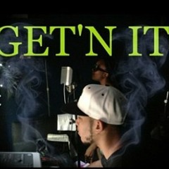 SHE MOVE PROD BY: GOLDEN CHILD