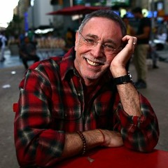 Krishna Das chants Sri Ram